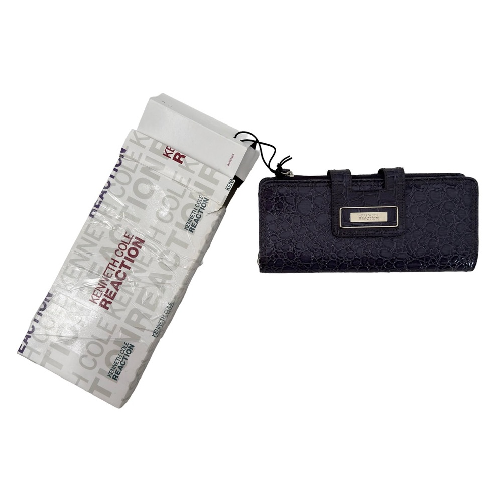 Kenneth Cole Reaction new elongated black croco wallet with box